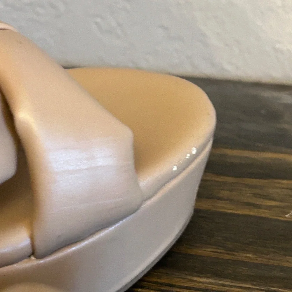 Tan Platform Block Heel Sandals Pump‎ size 7.5 Summer Vacation